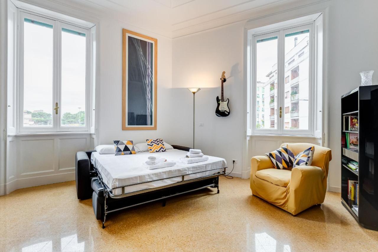 Apartment Bmga L Elegant Four-room Apt For 8 Guests In Prati Rom